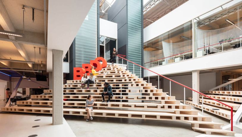 辦公室裝修設(shè)計(jì)效果圖-倉庫翻新的辦公室