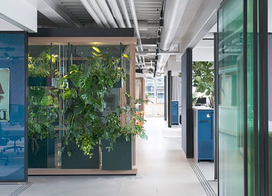 重慶辦公室裝修公司分享【可移動(dòng)和開(kāi)放的】辦公室裝修效果圖