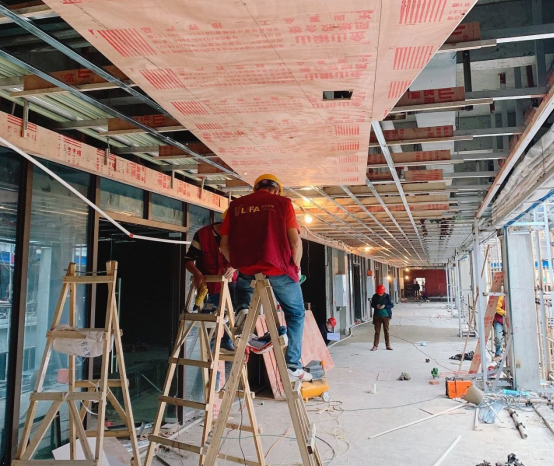 忠縣購物公園裝修項(xiàng)目獲肖董事長高度評(píng)價(jià)！