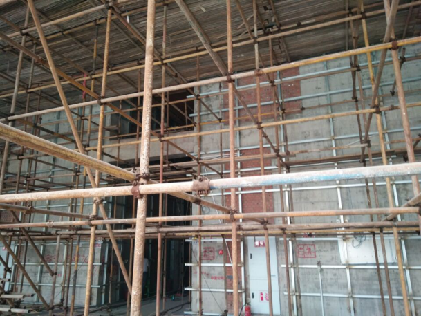 朗天通訊，室內(nèi)裝修工程，墻面處理